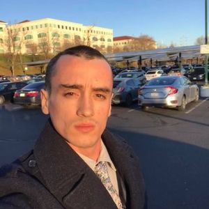 Meet your Posher, Casey